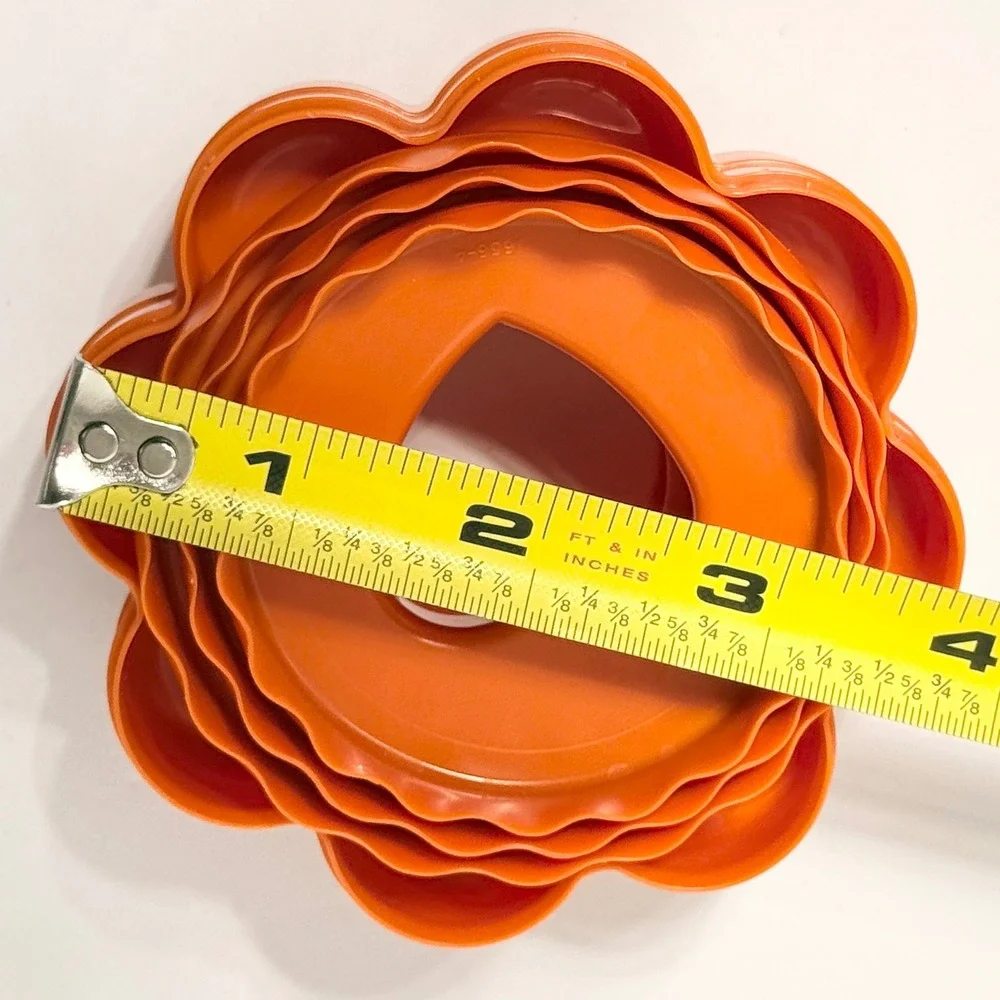 Vintage‎ Tupperware Nesting Cookie Cutter Set 5pc Orange Heart Star Flower